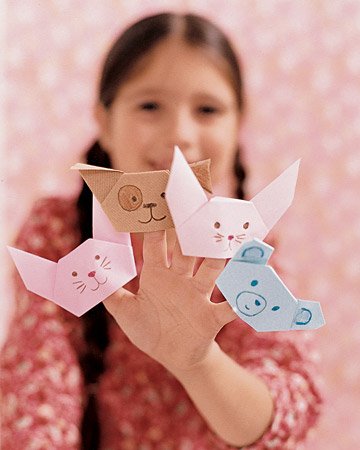 childmindr's tweet photo. We have collected some fun #Christmas origami models your #kids will enjoy. https://t.co/iSGljCpYxC #Parenting https://t.co/fdEq04Osa9