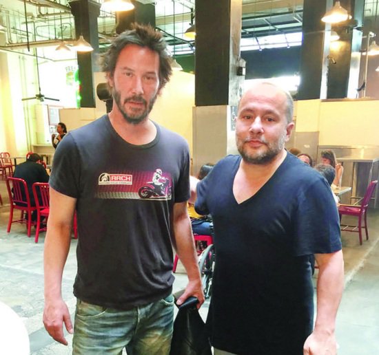 5 Dakikalık Bir Sahneye 8 Milyon Dolar Harcamışlar... <a href="/izzetcapa/">Izzet Capa</a> bit.ly/1lIr85A