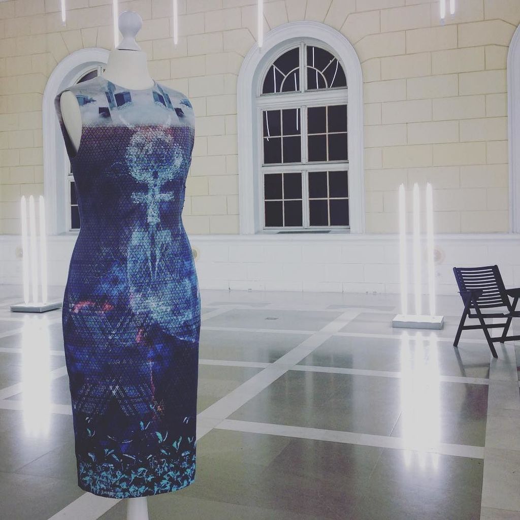 IDENTITYDRESS's tweet photo. Stefán Orschel-Read [United Kingdom / Hong Kong] at #IDENTITYDRESS 2015 https://t.co/aqdlPi3JiJ https://t.co/60YOjszhD1
