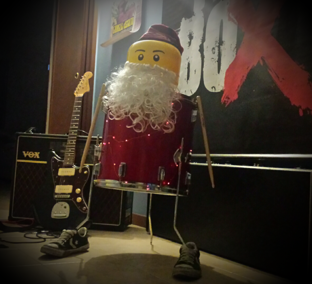 TheBoxRock's tweet image. Xmas in The Box #Xmas #santarock #santaclause #BabboNatale #babborock #santadrummer #Natale #perenoel
