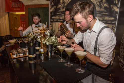 Cocktailsinthec's tweet photo. .@TheMavenBar & @WhitleyNeill crowned favourite bar @Cocktailsinthec #Leeds 2015 #LeedsThrowback #CITC https://t.co/0uaikg4ZD3