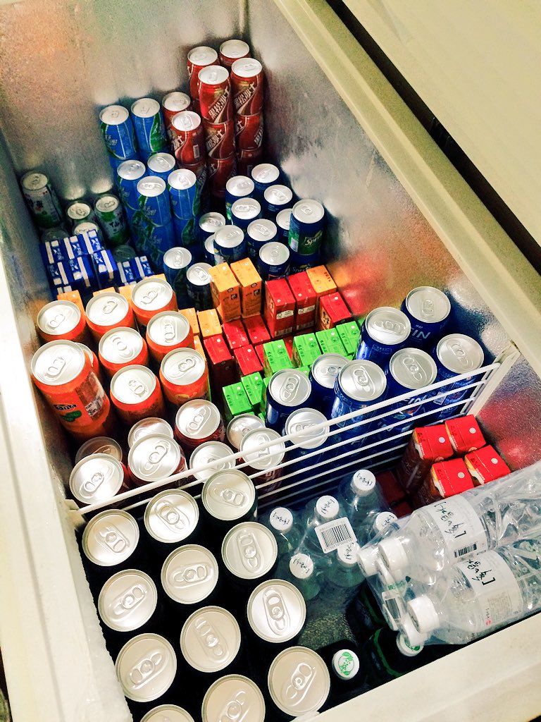 passtuco's tweet photo. WE HAV RESTOCKED!

B sure 2 come grab a drink or snack b4 afternoon classes start! #FoodOutsideCafetaria #RoleModels https://t.co/mNAFKMeEmP