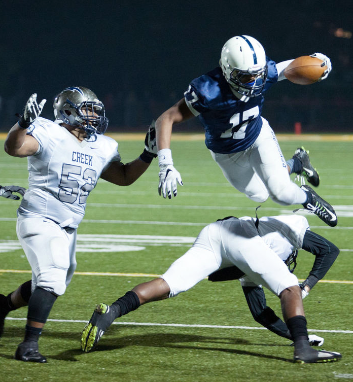 LMKPhoto's tweet image. Shawnee falls in championship game at Rowan University.
goo.gl/Vr7z0f

#shawneefootball #rowanuniversity