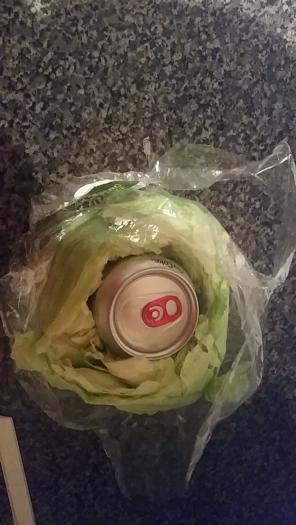 Jprz1321's tweet photo. hiding food from family members like https://t.co/d9qayfieoM