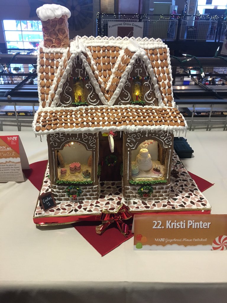 KristiDPinter's tweet photo. #matcgingerbread vote!! https://t.co/VU4SC7RRro