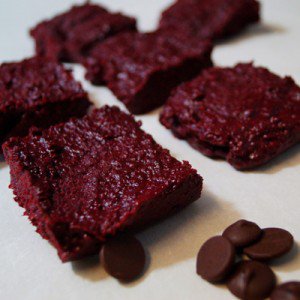 KolorfulCare's tweet photo. #treatyourself : these brownies taste like the real thing, are low cal and so healthy! https://t.co/H8HnpScSnm https://t.co/YGXE2iSFd3