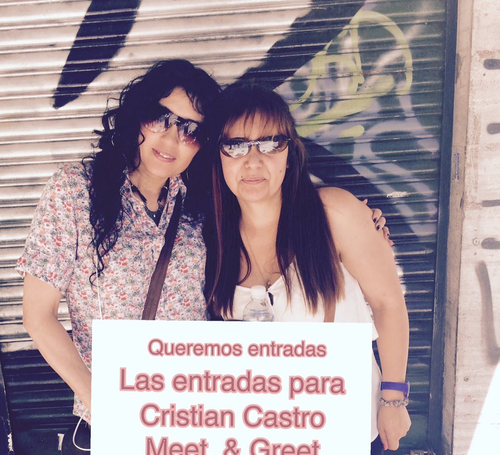 claudiaGNC's tweet photo. @Vale975 @cristianjbello hola cris buen comienzo 😀😀 te pido y #votoRankingVale #dejameConmigo #quermos #Entradas https://t.co/vxXO8HrhHH