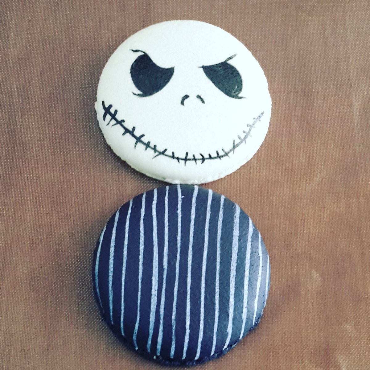 MiretEva's tweet photo. #macarons #jackSqueleton para el cumpkeaños de mi princesa https://t.co/6YS7KiAidi