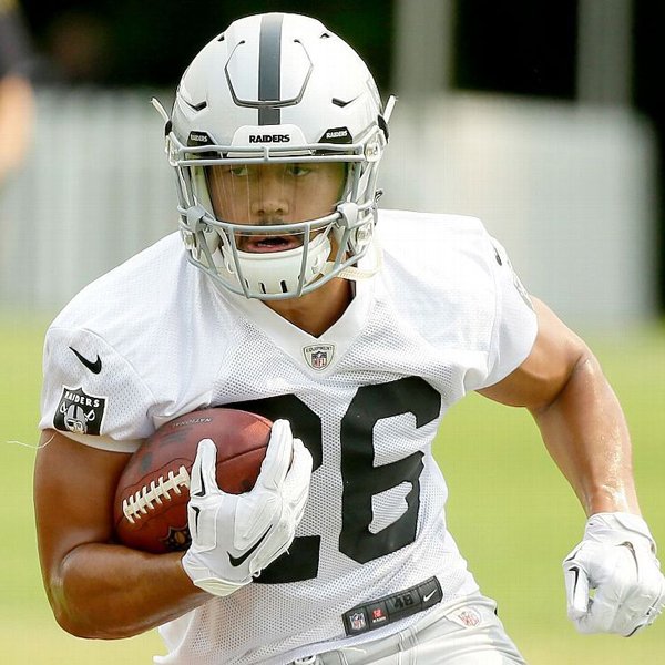 Happy Birthday to Raider RB Roy Helu! 