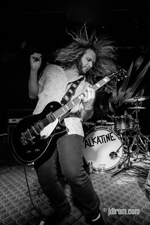 Photos of <a href="/ALKATINE/">ALKATINE</a> in support <a href="/ChildrnsCottage/">Children's Cottage</a> <a href="/distortionyyc/">Distortion</a> liveyyc.com/photos/2015/12… News: liveyyc.com/new-blog/2015/…