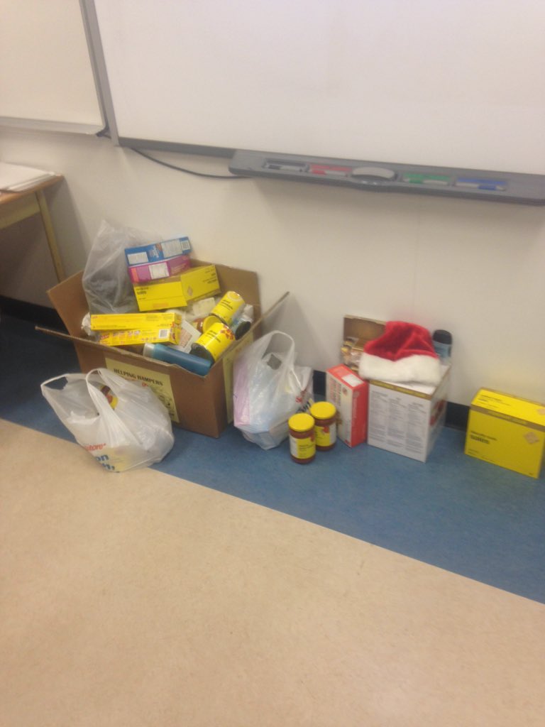 RowdyFischer1's tweet photo. @andrewparkerAGP @melazerte #helpinghampers https://t.co/Umf4Bjf7WM