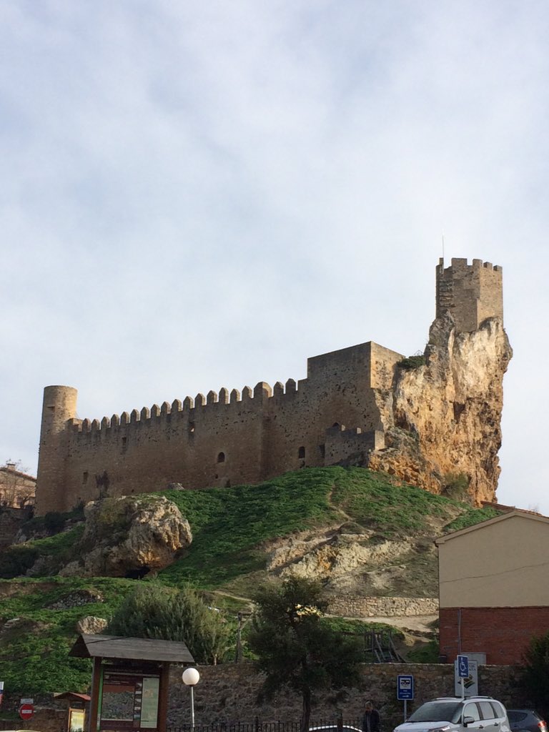 ivanfdez77's tweet photo. #Castillo de #Frías con @txarly76 y 4 más. #LaVentilla #Nofuentes #Jamada https://t.co/jyaLWxGPlV