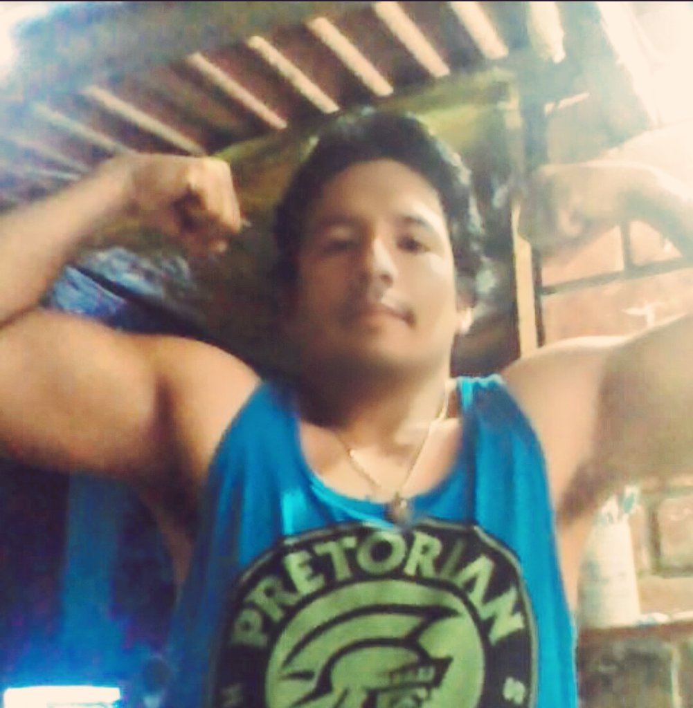 franchesdgc's tweet photo. Mi novio y quien me cuida y enseña a protegerme !!!❤💪💪 https://t.co/16C2YQpCSf