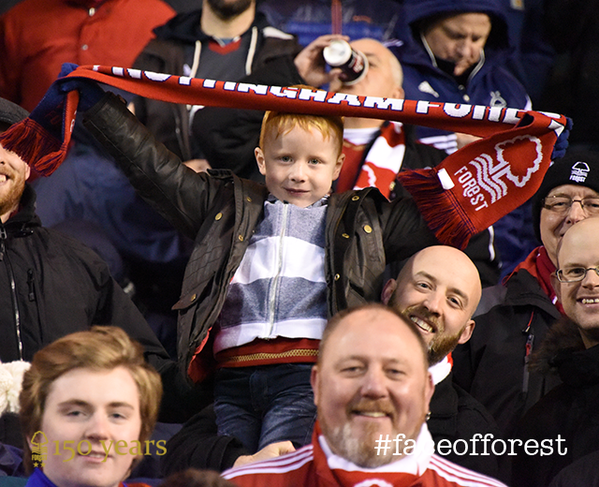 OldFirmSports's tweet photo. Dedelerinin gördüğü efsanevi yılları göremedi ama o hikayelerle büyüdü. #faceofforest https://t.co/vClOJsoz3c