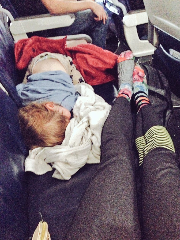Steph_Rothstein's tweet photo. Now this is a score and the way to travel with babies. #ownrow #legroom https://t.co/lK6WeOou4M