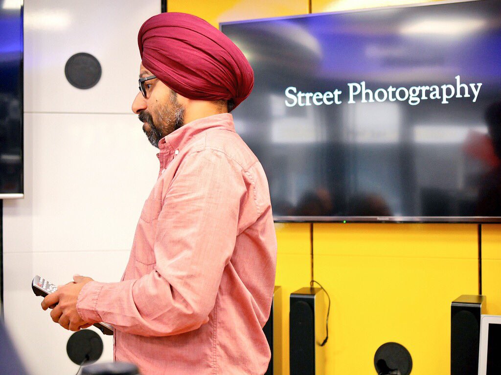 markbaberphoto's tweet photo. This Friday/Saturday @GaganSPhoto #Christmas #streetphotography #walk #Liverpool @WilkiCameras #4Kphoto #eventoffers https://t.co/i3DN4sw0wM