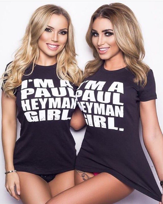 manchestermkup's tweet photo. These 2!! 🔥🔥Models @ElectraPlayboy @Jennylairdmodel Photographer/Editor @LittlefairChris 🙌🏻 Hair and makeup by me 😘 https://t.co/Gyq2qv5XFK