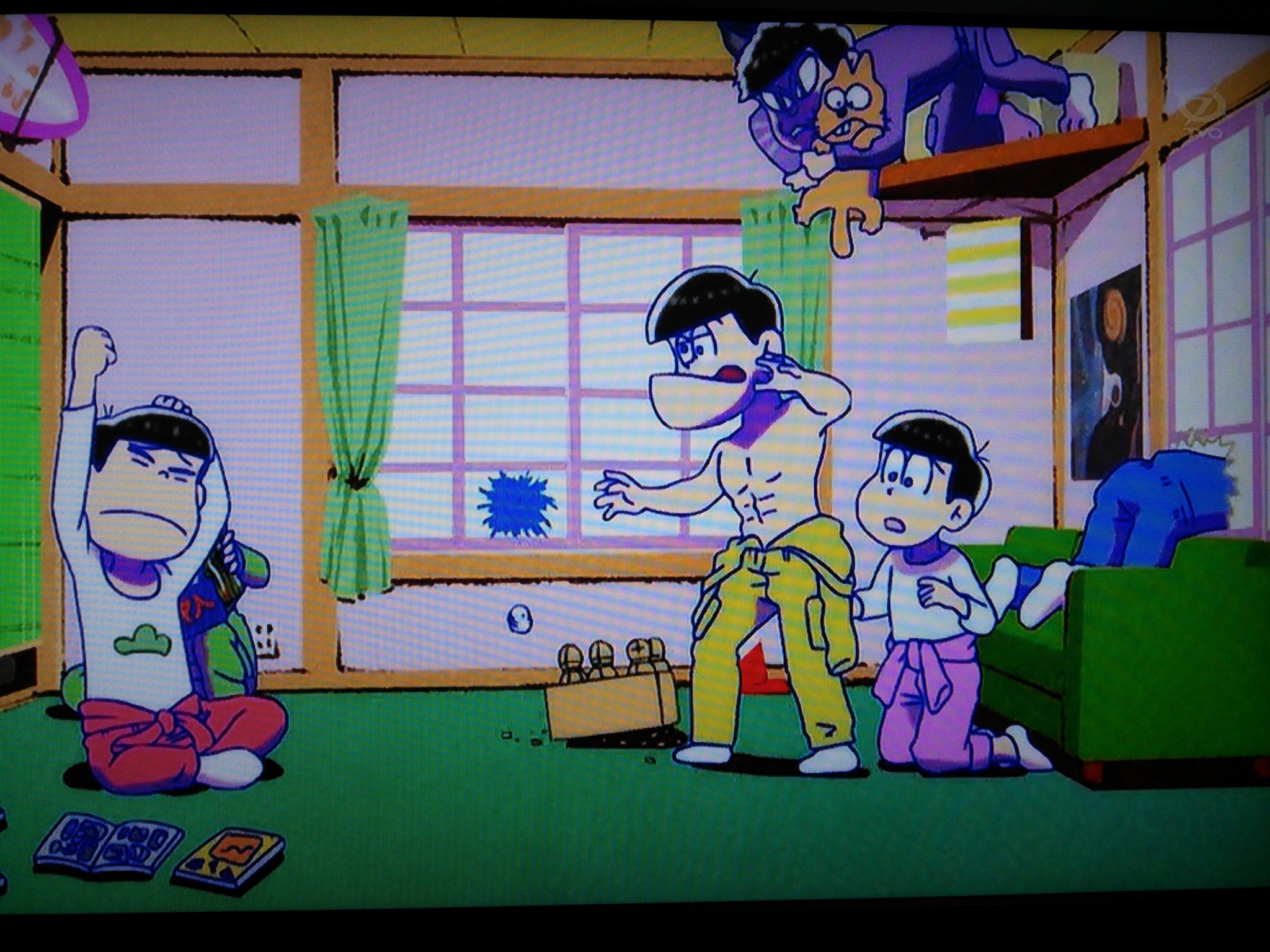 تويتر 洋々ひい على تويتر おそ松兄さん全然驚いてないし チョロ松ザ 普通の驚き方で カラ松突き刺さってるし 一松にゃんこかかえて自分もにゃんこになってるし トッティはとにかくかわいいし 弟守ってあげる猪木十四松 なんでとっさに脱ごうと思った十四松