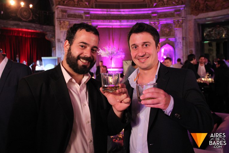 AiresdeBares's tweet photo. #BarHouse: entrá en la galería de fotos de la web y reviví la gran fiesta de #WhiskyLIve en el Palacio Paz. #ADB https://t.co/40ggr6DvlC