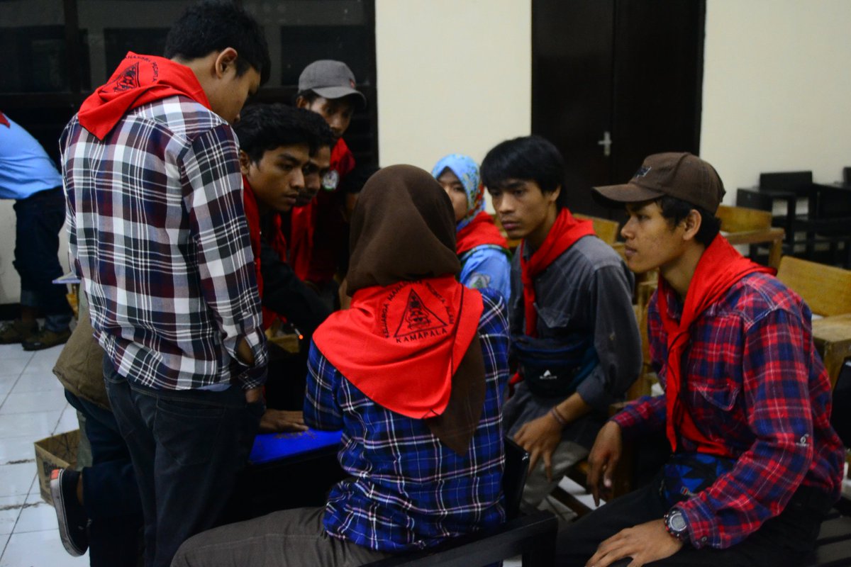 rd_aansaputra's tweet photo. Panitia Mubes @KAMAPALA_  tengkyu.. adik2u https://t.co/OmMdA0i1oQ