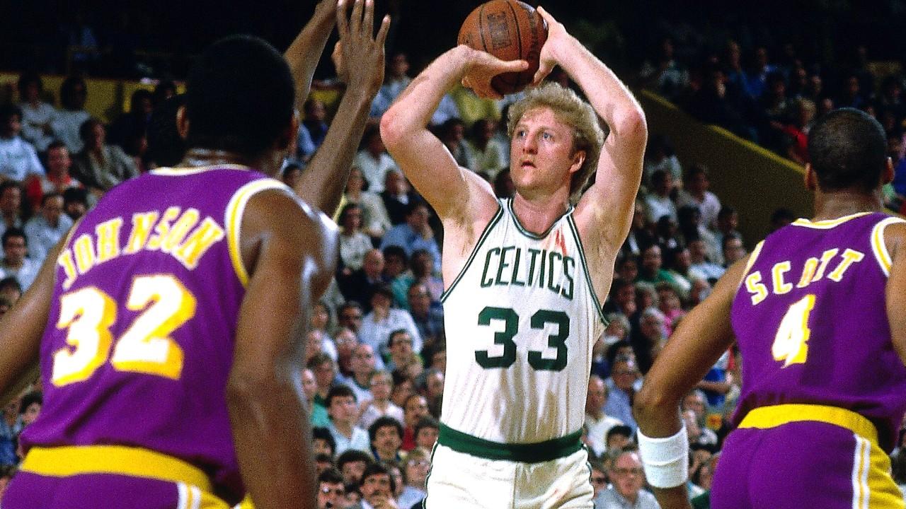 Happy 59th Birthday to HOFer, legend & exec Larry Bird!

 