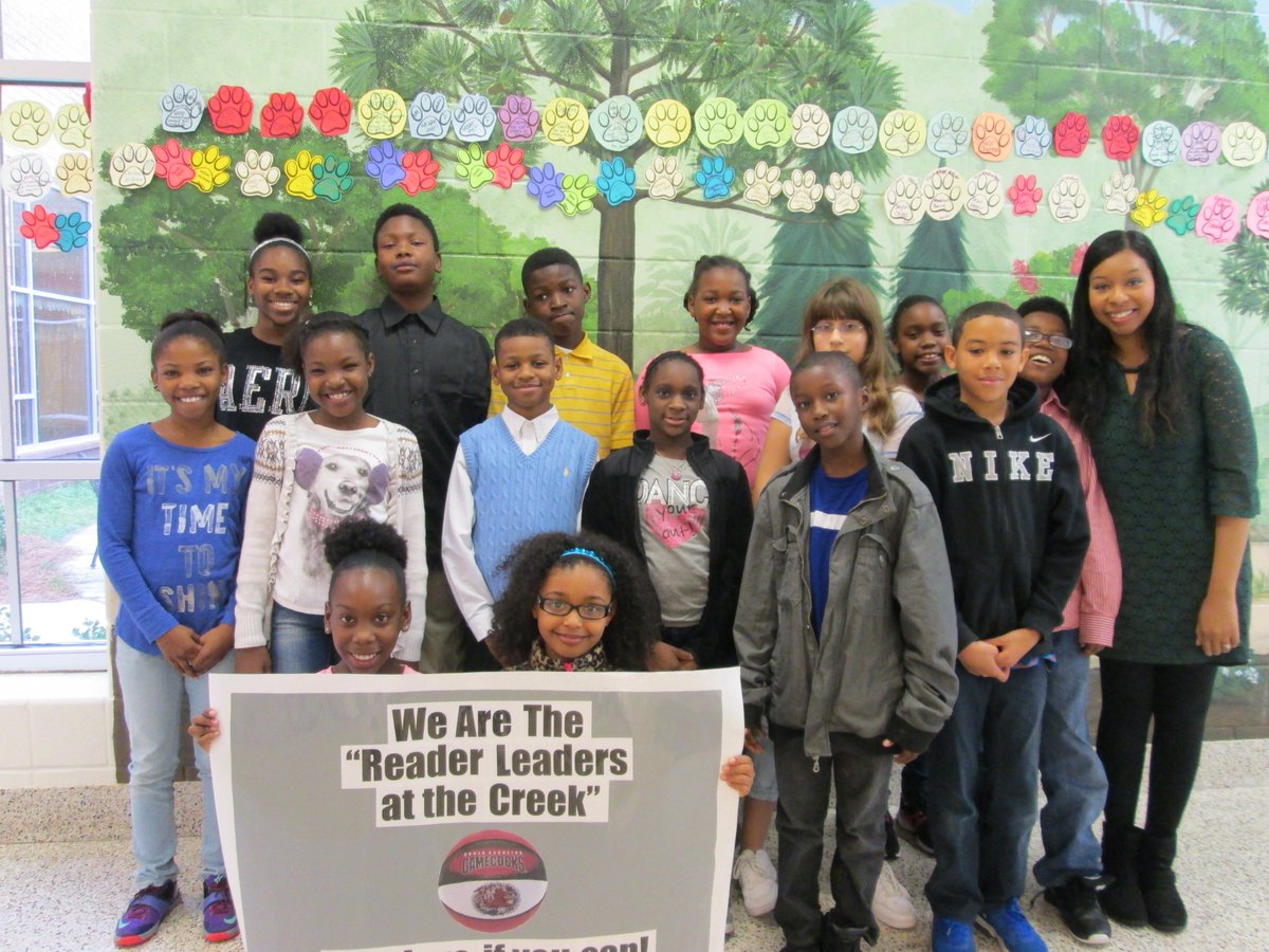 bcebookdiva's tweet photo. Our 3-5 Read with Gamecocks Reader Leaders for the day! @BCETeam121 @RichlandTwo @FrankMartin_SC @dawnstaley https://t.co/5L4wvdTscd