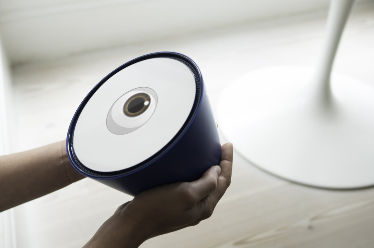 jpeMEDIA's tweet image. #Emotech Is Building #Olly, A #RobotAssistant With Personality cur.lv/svuo2