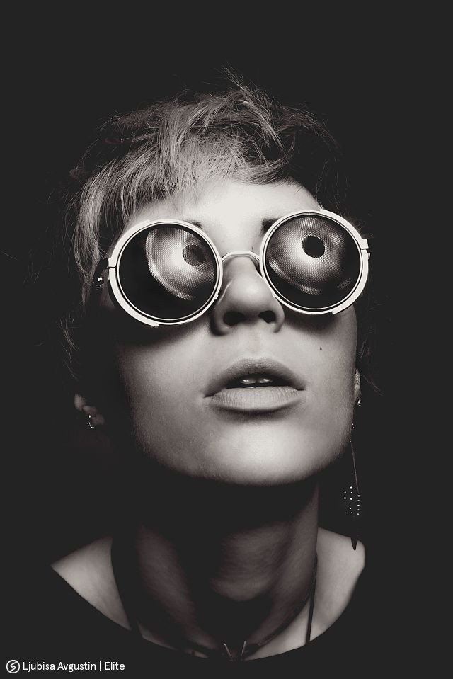 snapwire's tweet photo. Take a look at the world from a different perspective. https://t.co/yGesAyna5X https://t.co/j6rUkzEuqP