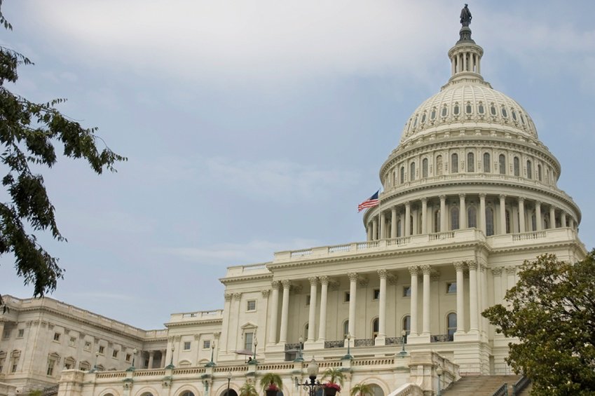 jplumondon's tweet photo. US Senator Mark Warner on the Need for #ContingentWorkforceSolutions https://t.co/2xlu2koOMX https://t.co/aBFYi25rsx