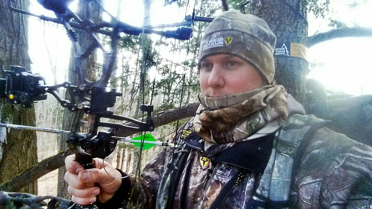 BigD_Outdoors's tweet photo. 8 days to go. Time to get serious here.
#cabelascanada #beararchery #deerseason #bushbum https://t.co/BYNXxq9Ypo