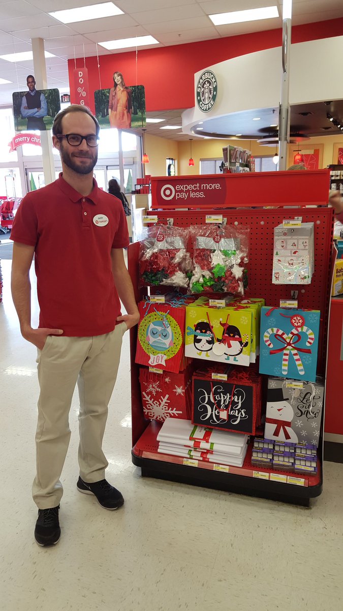 DDiTirro's tweet photo. My awesome GSA built his first salesplanner today! #frontendownership #youmaketarget #gojustin #t2322 https://t.co/orvrPY4EuI