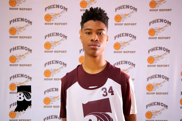 Phenom_Hoops's tweet photo. Name to Know
6'3" Unsigned Sr Myles Simmons of Herron (IN)
"Late Bloomer"

By @Coach_Rick57
https://t.co/KumqWUEwX6 https://t.co/WLGFU9fVWv