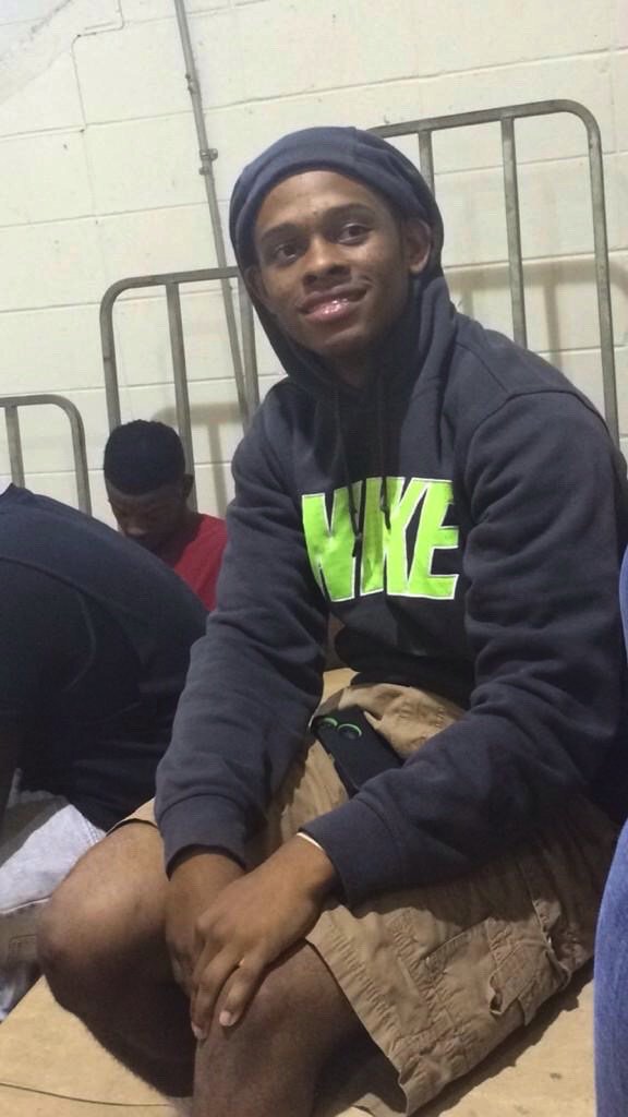 mallorieshaw12's tweet photo. #neverforget #stopkyle2015 @KRed2016 https://t.co/8aPTJvIwKH