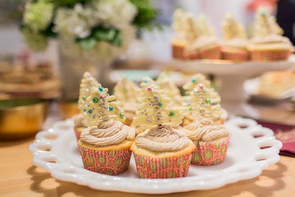 feastandwest's tweet photo. Need holiday party inspiration? Look no further than the #brightblogbash! https://t.co/95PPNMWnAV https://t.co/frMyj5ee9R