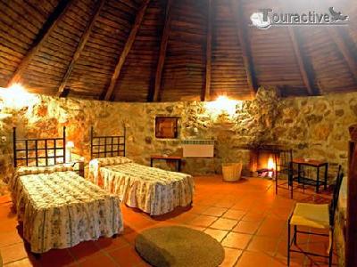 PlanWatcher_TRV's tweet photo. Cáceres: 1 o 2 noches PC multiaventura en cabaña celta por 59€ (51% de descuento) https://t.co/xpRIYV0uoX https://t.co/wE7DAeuqVa