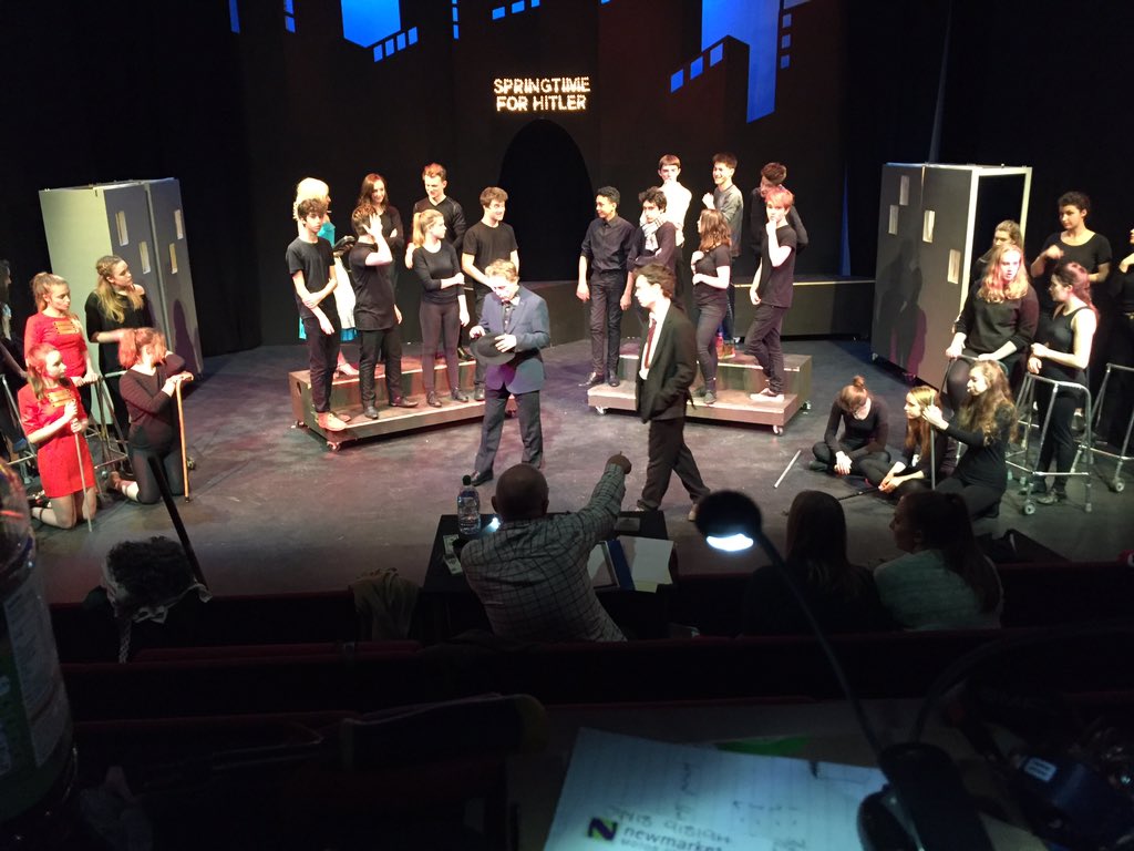 <a href="/EACreativeHour/">EACreativeHour</a> busy in tech for the show before dress run shortly..... #EACHour