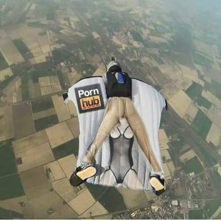Skydiving_in_UA's tweet photo. Made our day :)
#wingsuits #prnhb https://t.co/zmxkTLxbFo