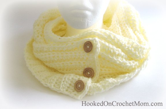 MaggiesMentions's tweet image. Infinity Scarf Cowl with Buttons - Holiday Sale 15% Off All Items #etsyhttp://ow.ly/VzLhR