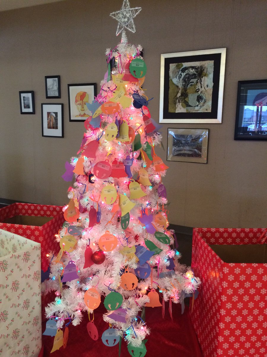 PrepWorkJP's tweet image. Help make Christmas special for a child at Batson! Select an ornament from Giving Tree &amp;amp; bring your gift THIS WEEK!