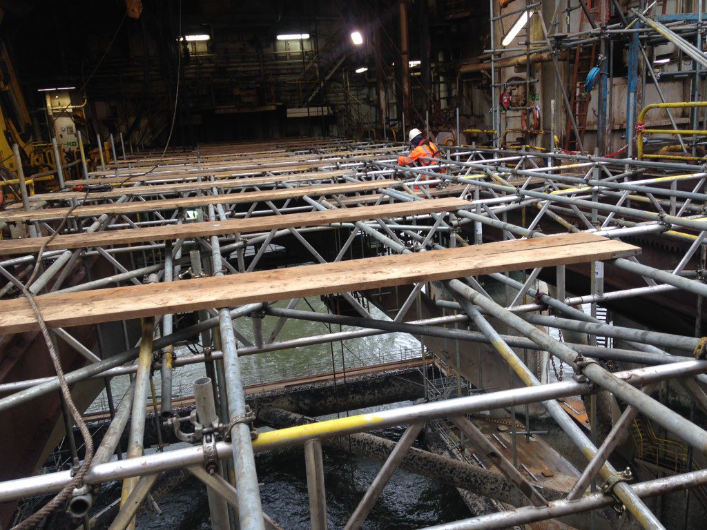 Braving the elements for Able UK, extensive scaffolding works to rig moonpool underway...<a href="/AbleUKLtd/">Able UK</a> <a href="/ProjectScaffol1/">Network Scaffolding Ltd</a>