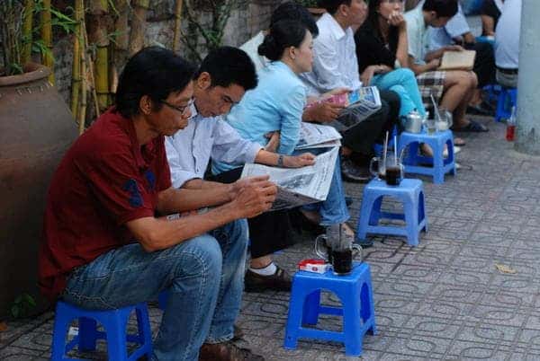 PerfectDailyG's tweet photo. Time to Slow Down and Rediscover #VietnameseCoffee? https://t.co/RKzRnElUdE #vietnamecoffee #scaa2015 https://t.co/Acdq8aiJ3B