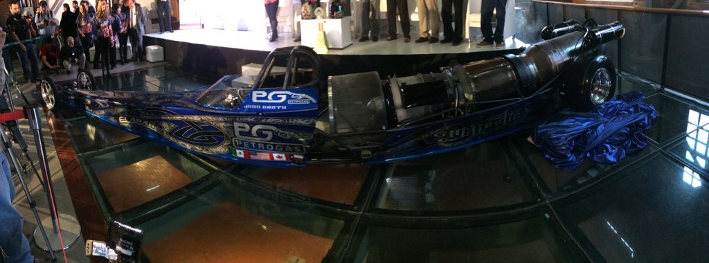 cordova_sports's tweet photo. El #ArabeJr listo para romper el récord Latinoamericano de velocidad a 450 km por hora con este dragster 🇺🇸🇮🇹 https://t.co/bV5zDXEz2D