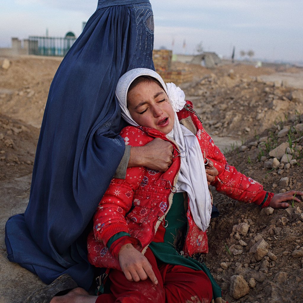 Fund launched to help the family of The Man on The Operating Table: fundrazr.com/campaigns/f153…