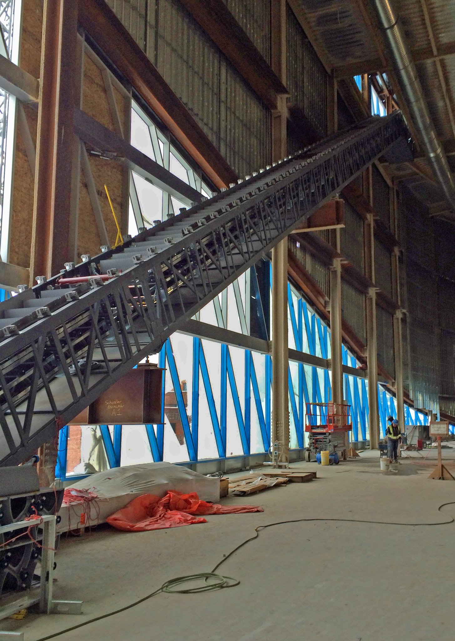 CVpejpLUkAE6P5o.jpg:large