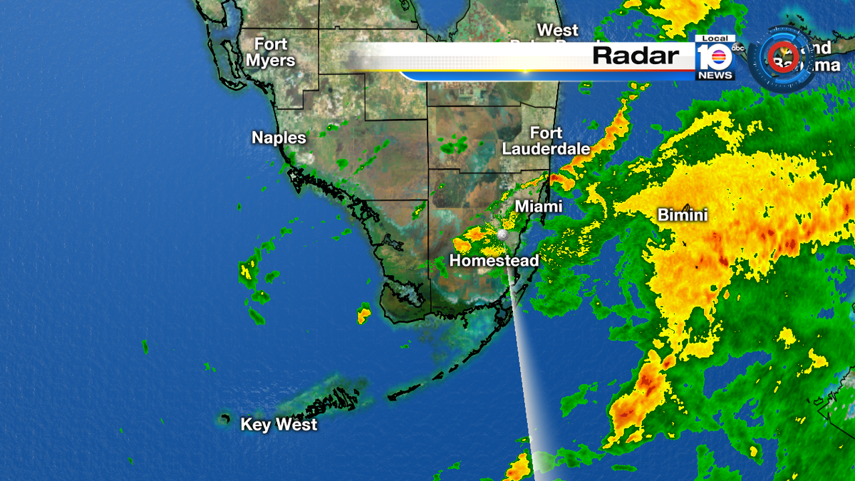 It's cloudy and rain is pelting some areas.  Miami-Dade co. is under a flood watch through tomorrow morning. https://t.co/tQ4ourr0Qs