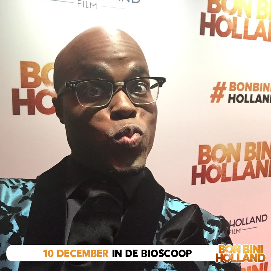 Hallo hallo hallo, wie hebben we daar! Kijk <a href="/JandinoAsporaat/">Jandino ♥</a> shinen! #BONBINIHOLLAND