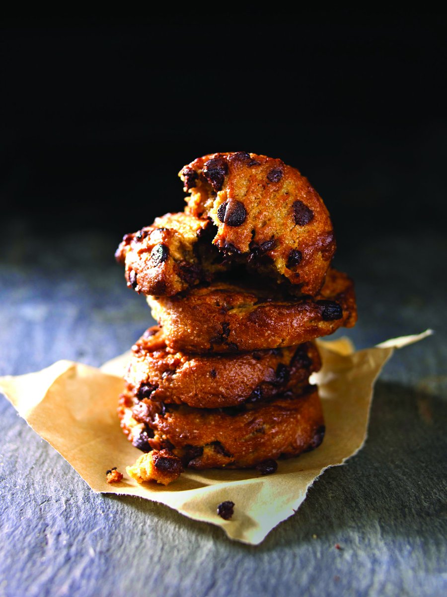 DominosStamford's tweet photo. Don't these look good? Get your own free portion when you spend over £15 online, using code XROMNXIB https://t.co/CvbBUbOeoP