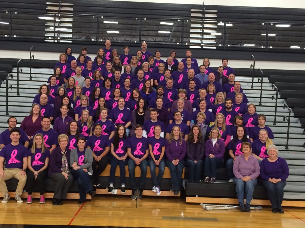 TheLeonid's tweet photo. Students, faculty and staff honor Carrie Smeltzer on what would have been her 34th birthday. https://t.co/GkVpTFp73k