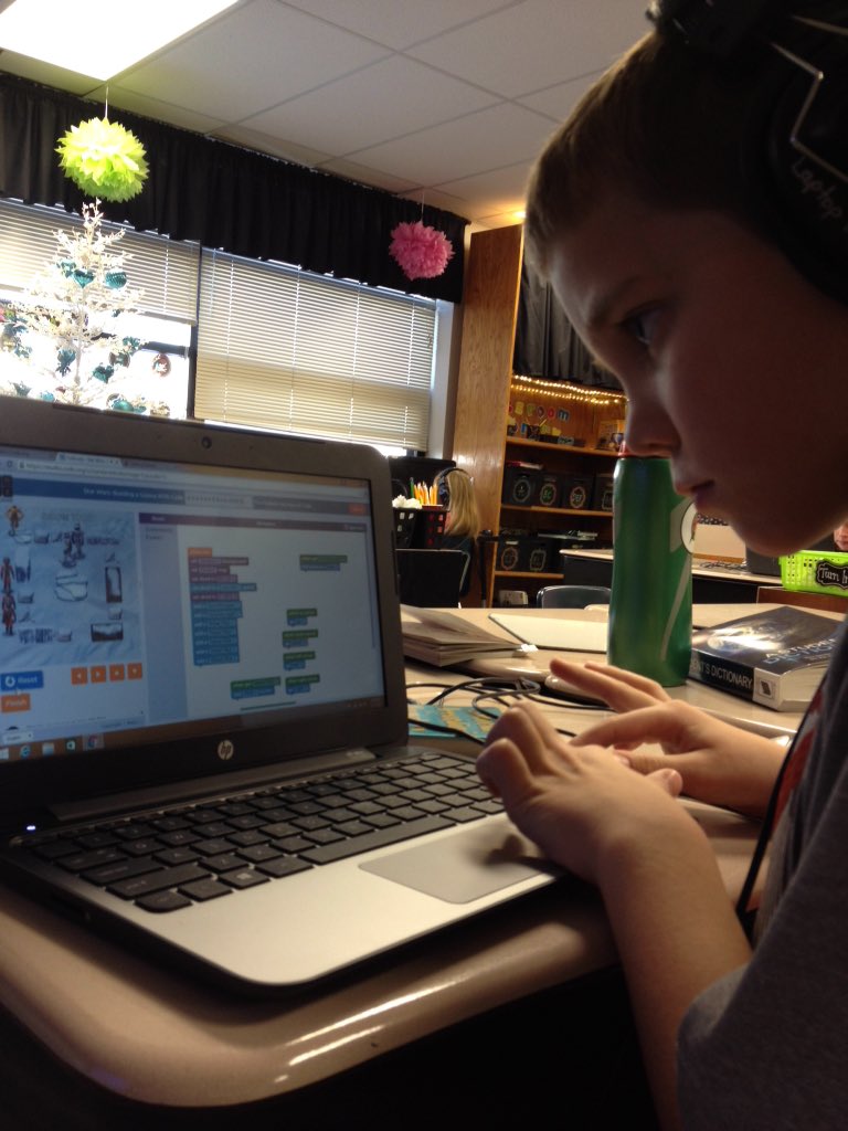 heardinthird's tweet photo. Jacob is on his last level of his hour of code!!! #HourOfCode @WFPSchools https://t.co/Dg8AvKAxlM