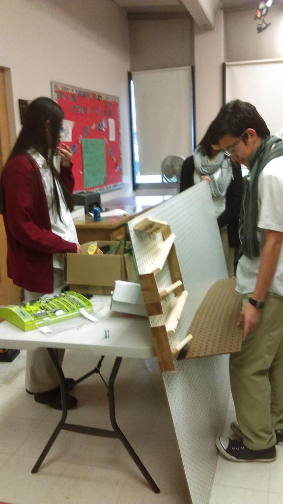 ProjectSPARC's tweet image. @ProjectSPARC prepping for #rubegoldberg #STEM